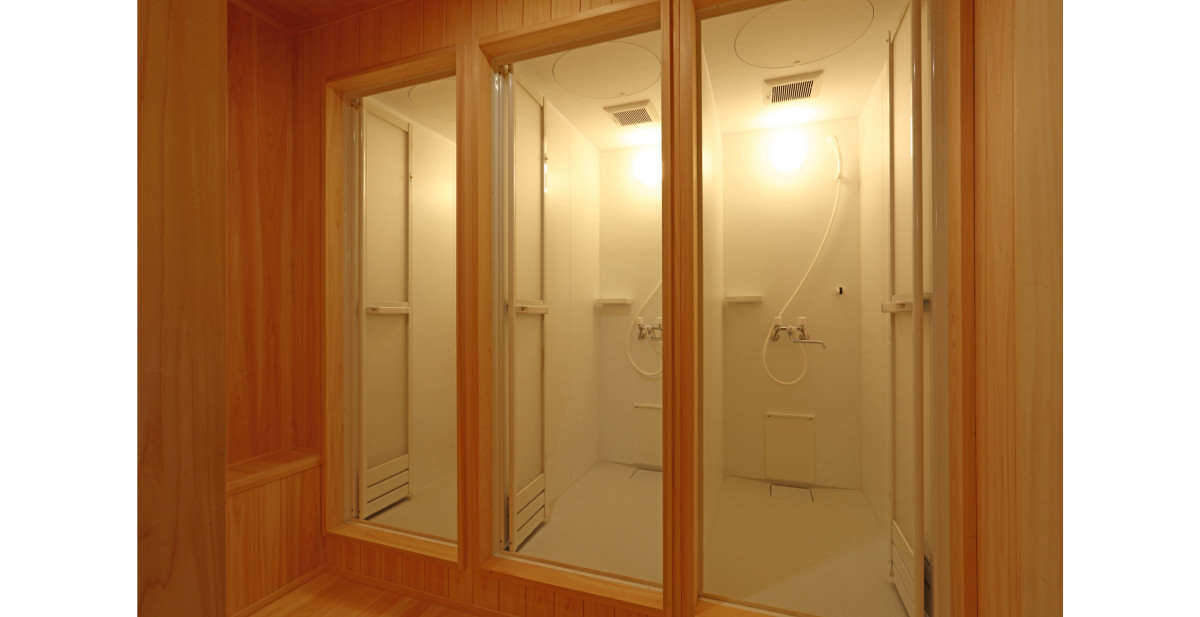 女性用シャワールーム